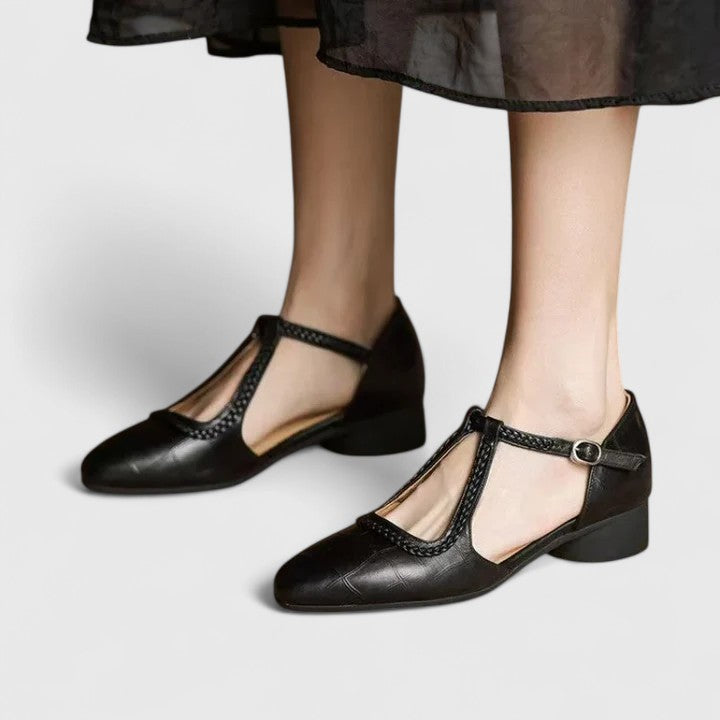 Delphine | Elegant Flat Sandals