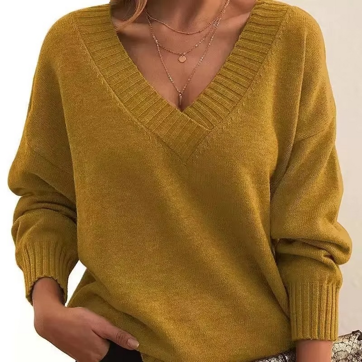 Cassandra oversized V-neck knit sweater in dusty pink, front close-up view