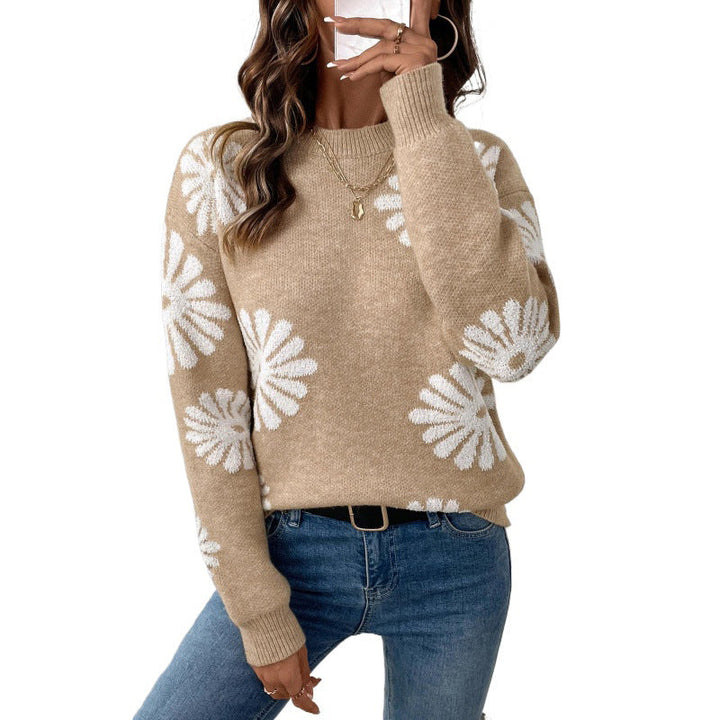 Marielle floral crew neck sweater, close-up sleeve and neckline detail