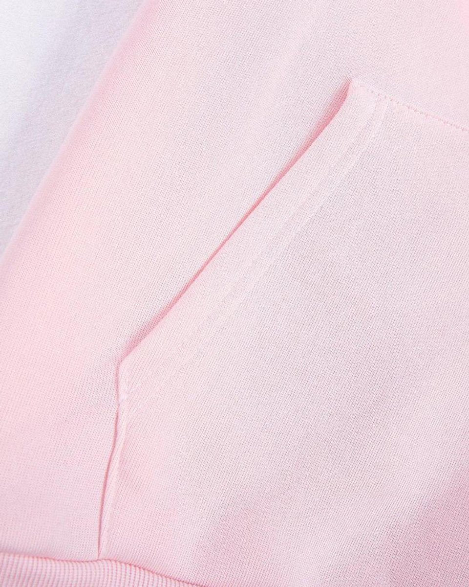 Nadia hoodie kangaroo pocket detail close-up