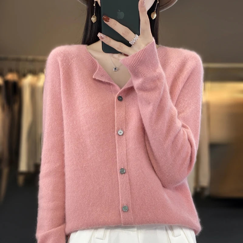 Petra pink knit cardigan with round neckline