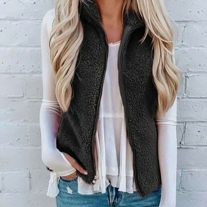 Solene fleece vest in black, front view close-up