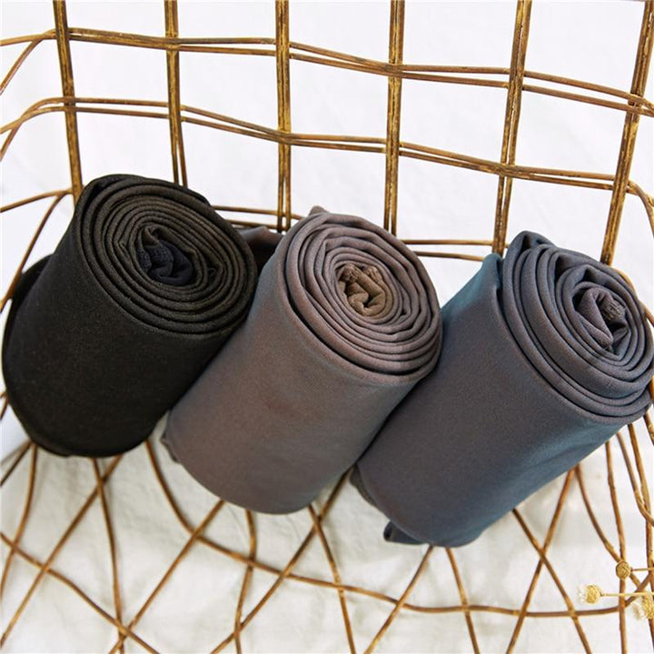 Seraphine fleece lined leggings in two shades, side by side comparison