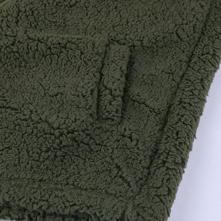 Pauline sherpa jacket fabric and cuff detail in green