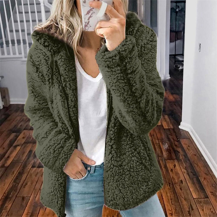 Pauline sherpa jacket fabric and cuff detail in green